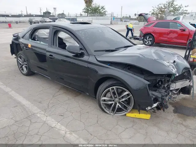 WAU43AFD9HN006495 — 2017 Audi A8 L 4.0T Sport, Опрокидывание (Rollover), фото до ремонта