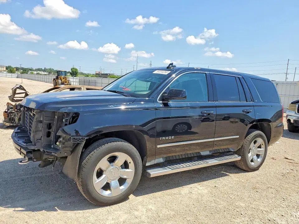 1GNSKBKC2KR185275 — 2019 Chevrolet Tahoe, Град (Hail), фото до ремонта