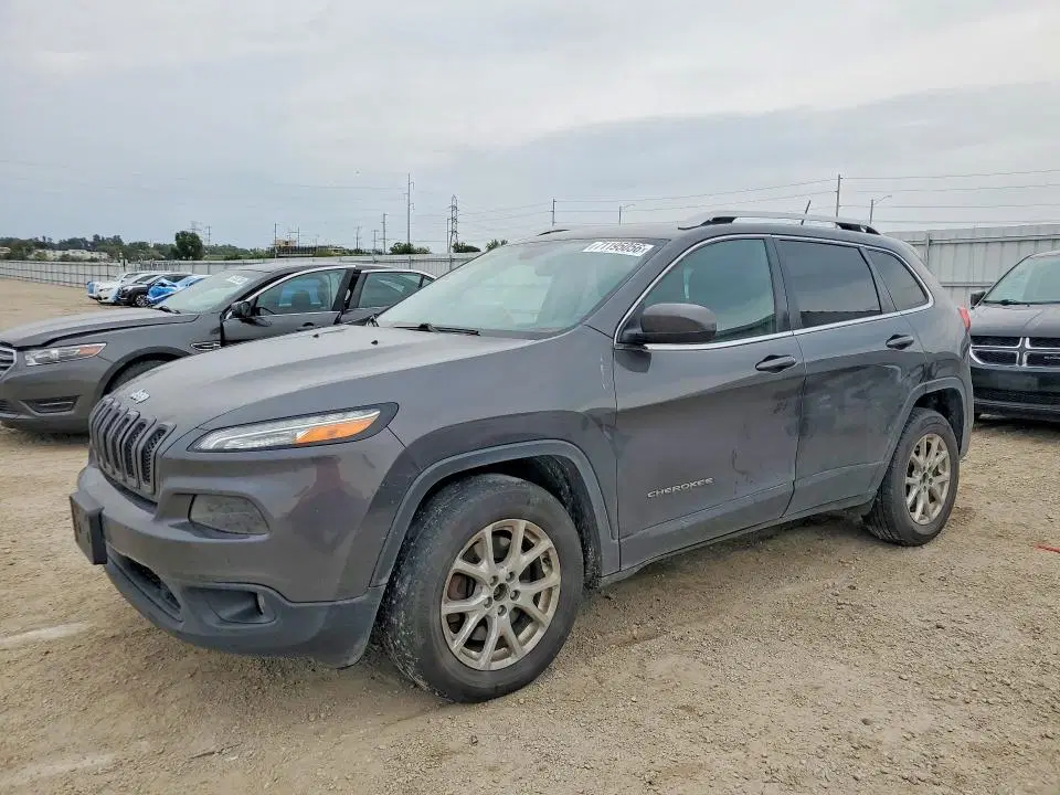 1C4PJMCSXFW708360 — 2015 Jeep Cherokee, Мелкие вмятины и царапины (Minor Dent/Scratches), фото до ремонта