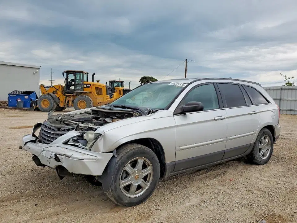 2C8GF68464R179520 — 2004 Chrysler Pacifica, Передняя часть (Front End), фото до ремонта