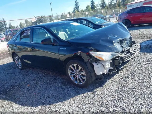 4T1BD1FK9GU182694 — 2016 Toyota Camry Hybrid XLE, Передняя часть (Front End), фото до ремонта