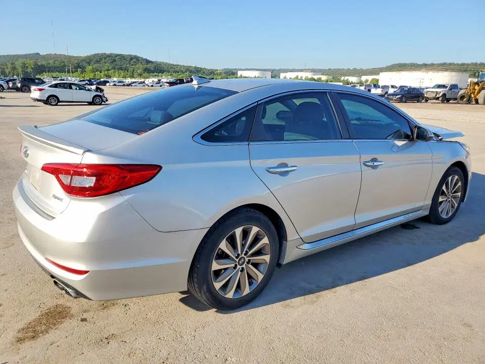 2015 HYUNDAI SONATA VIN 5NPE34AF3FH110561 фото 3