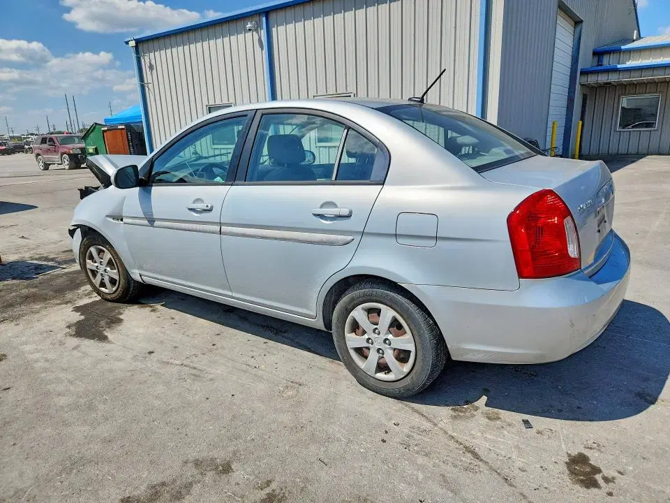 2011 HYUNDAI ACCENT VIN KMHCN4AC7BU611990 фото 2