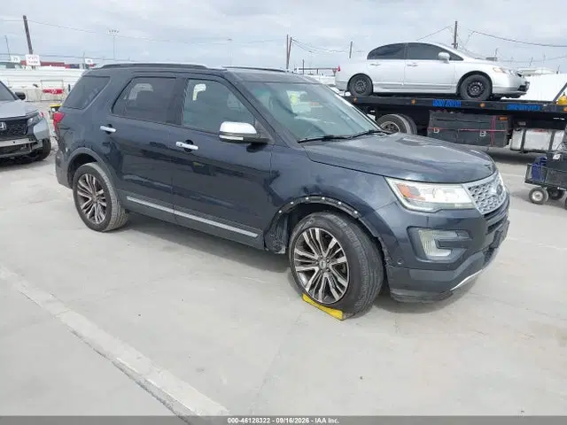 1FM5K8HT2HGB40191 — 2017 Ford Explorer Platinum, Задняя часть (Rear), фото до ремонта
