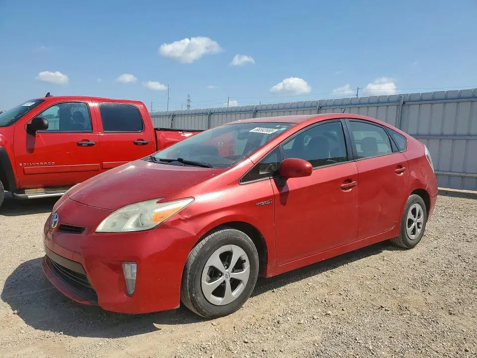 JTDKN3DU5C5517682 — 2012 Toyota Prius, Side (Side), before-repair photos