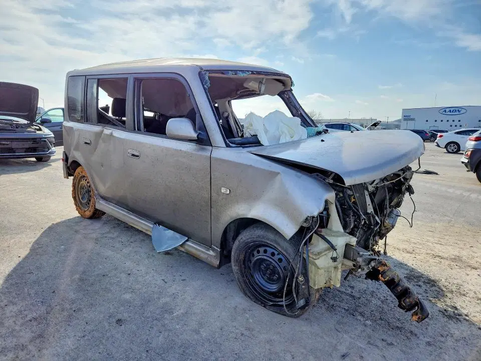 2005 SCION XB VIN JTLKT334350196477 фото 4