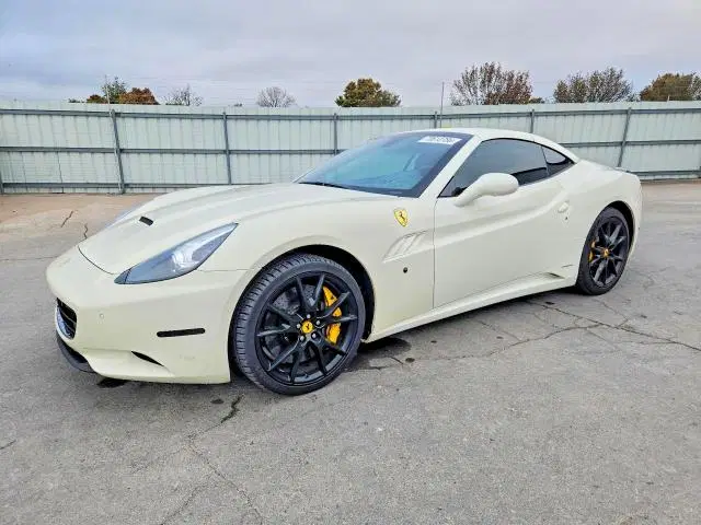 ZFF65TJA1D0190645 — 2013 Ferrari California, Мелкие вмятины и царапины (Minor Dent/Scratches), фото до ремонта