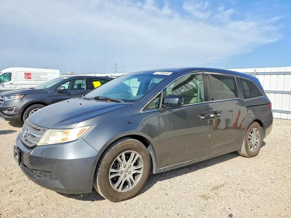 5FNRL5H47CB043422 — 2012 Honda Odyssey, Передняя часть (Front End), фото до ремонта