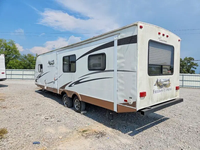 2011 COACHMAN TRAILERS VIN 5ZT2FEVB1BA004844 фото 3