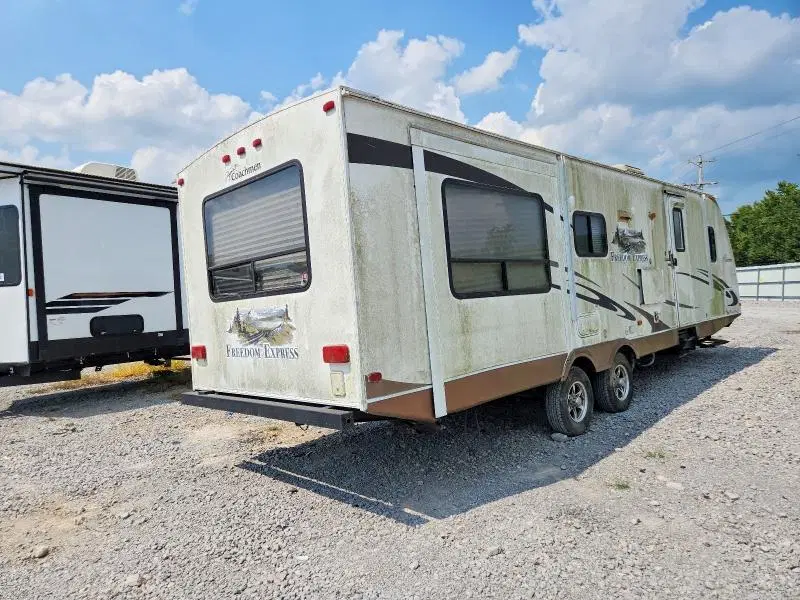2011 COACHMAN TRAILERS VIN 5ZT2FEVB1BA004844 фото 4