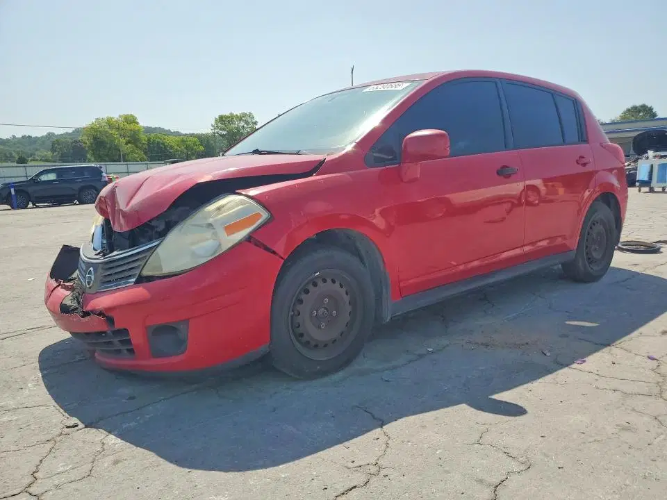 3N1BC13E17L433775 — 2007 Nissan Versa, Передняя часть (Front End), фото до ремонта