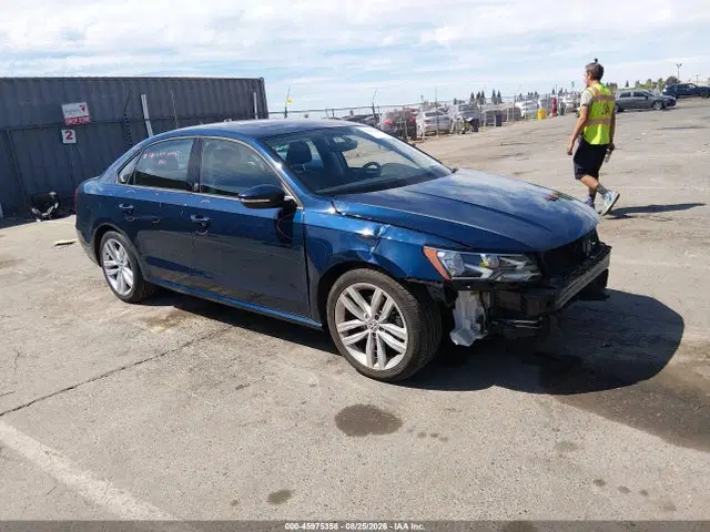 1VWLA7A36KC000840 — 2019 Volkswagen Passat 2.0T Wolfsburg Edition, Передняя часть (Front End), фото до ремонта