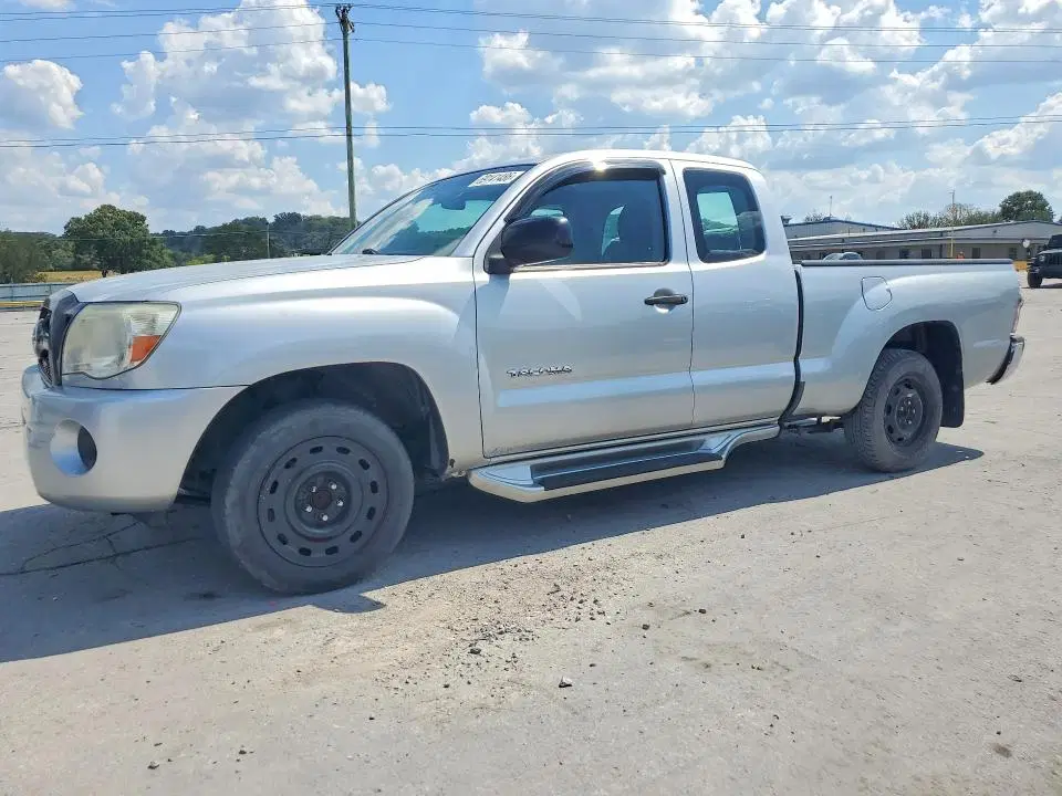 5TFTX4CN4BX007714 — 2011 Toyota Tacoma, Rear end (Rear End), before-repair photos