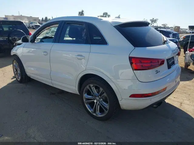 2017 Audi Q3 2.0t Premium VIN WA1JCCFS2HR003974 фото 3