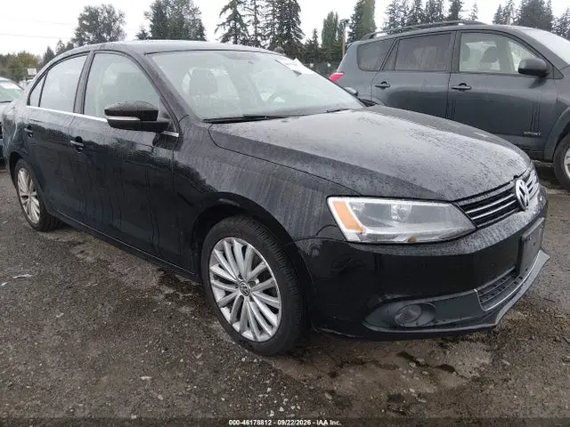 3VWL17AJ2EM274733 — 2014 Volkswagen Jetta 1.8T SEL, Естественный износ (Normal Wear & Tear), фото до ремонта