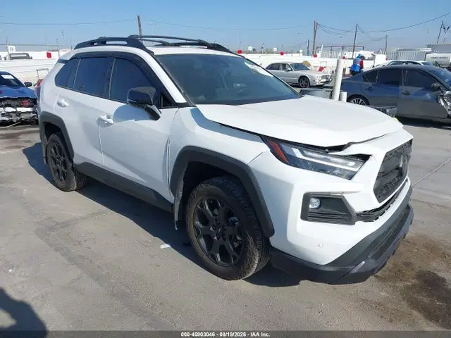 2T3S1RFV0RW457154 — 2024 Toyota RAV4 Trd Off Road, Передняя часть (Front End), фото до ремонта