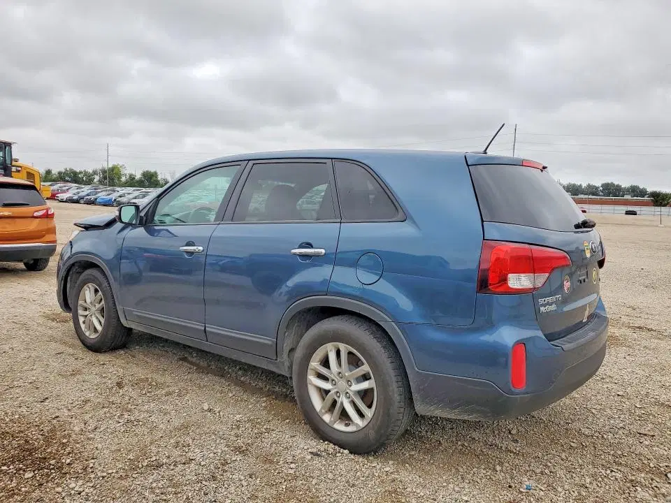 2014 KIA SORENTO VIN 5XYKT3A6XEG431063 фото 2