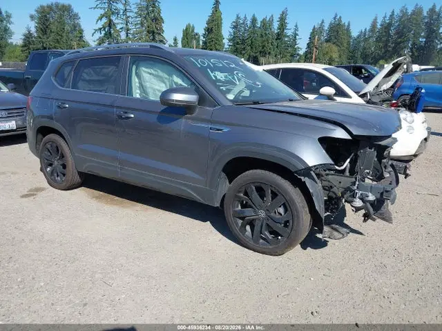 3VVLX7B23NM078679 — 2022 Volkswagen Taos 1.5T SE, Передняя часть (Front End), фото до ремонта