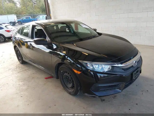 19XFC2F5XHE221978 — 2017 Honda Civic LX, Задняя часть (Rear), фото до ремонта