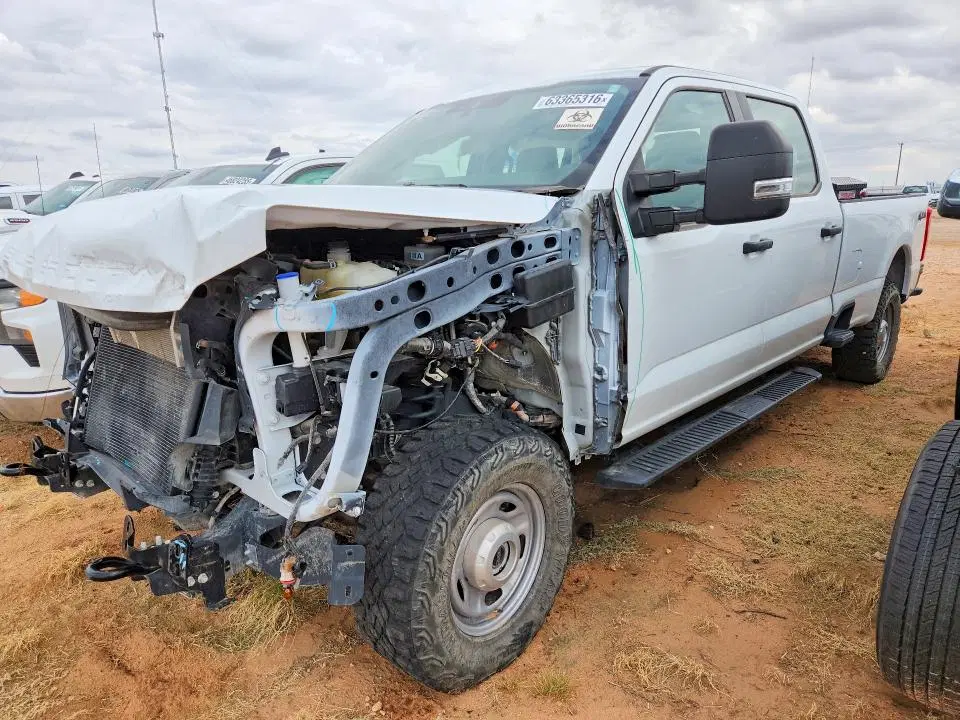1FT7W2BA8SED36256 — 2025 Ford F250, Передняя часть (Front End), фото до ремонта