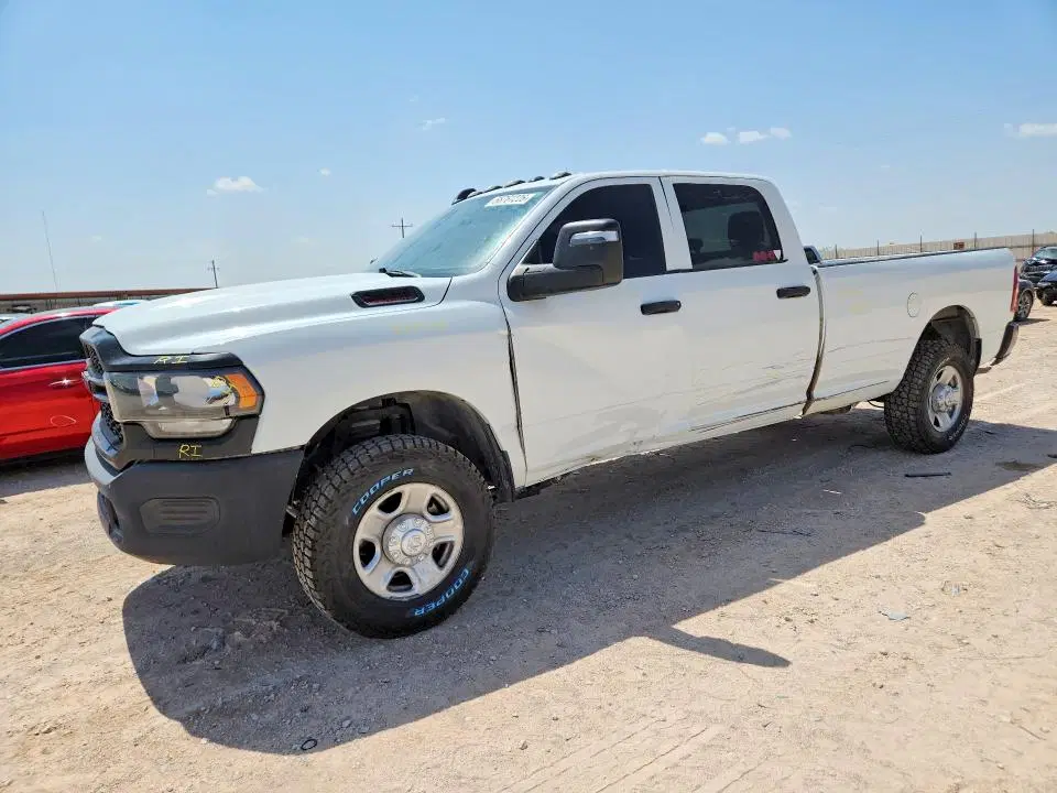 3C6UR5HJ7PG588252 — 2023 RAM 2500, Боковая часть (Side), фото до ремонта