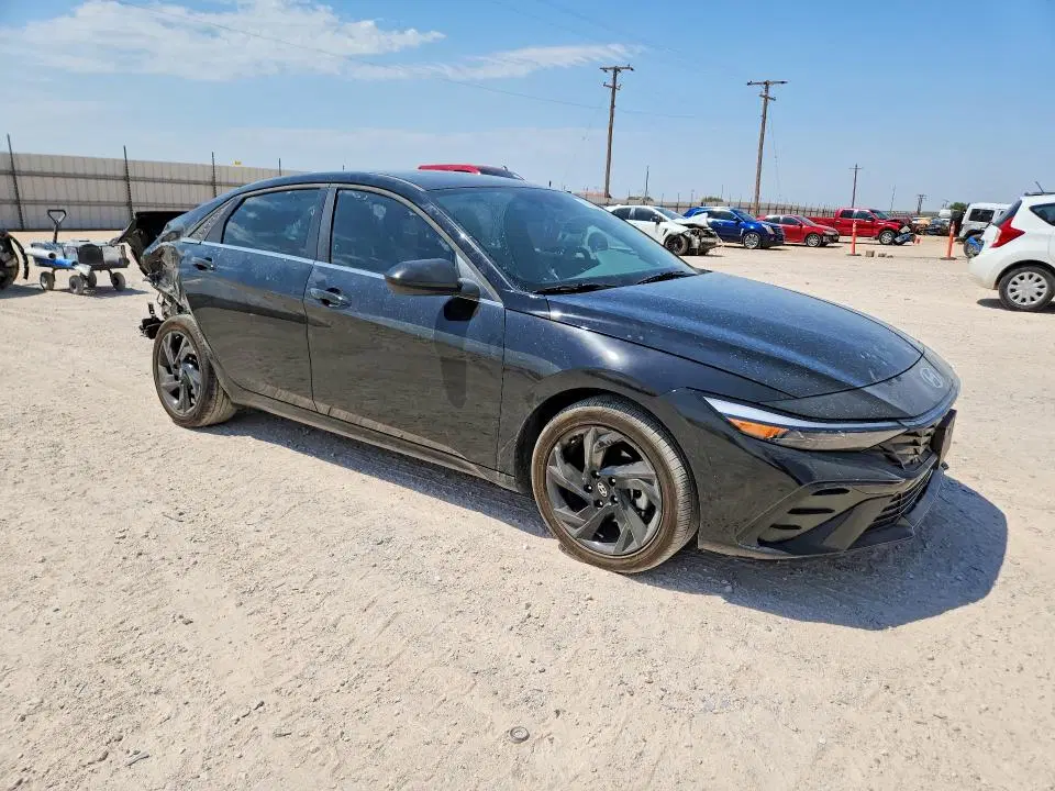 2026 HYUNDAI ELANTRA VIN KMHLS4DG9TU177144 фото 4