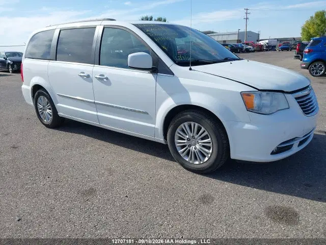 2C4RC1CG5FR644170 — 2015 Chrysler Town &amp; Country Touring, Задняя часть (Rear), фото до ремонта