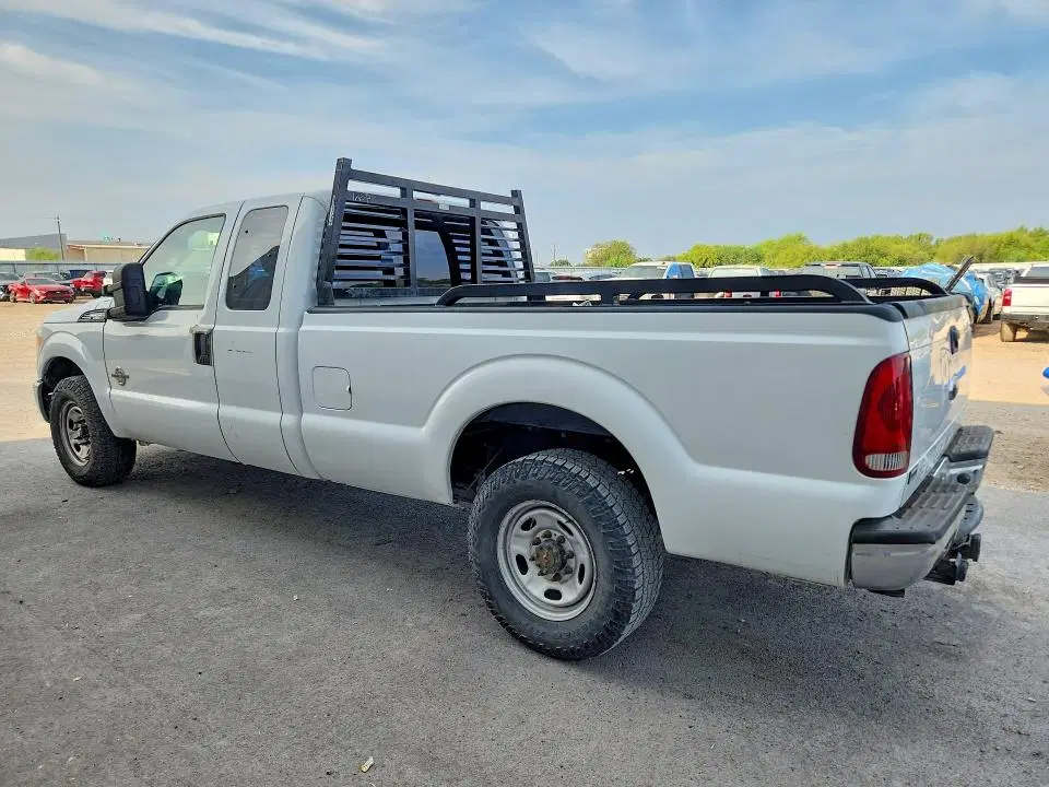 2014 FORD F250 VIN 1FT7X2AT3EEB45560 фото 2