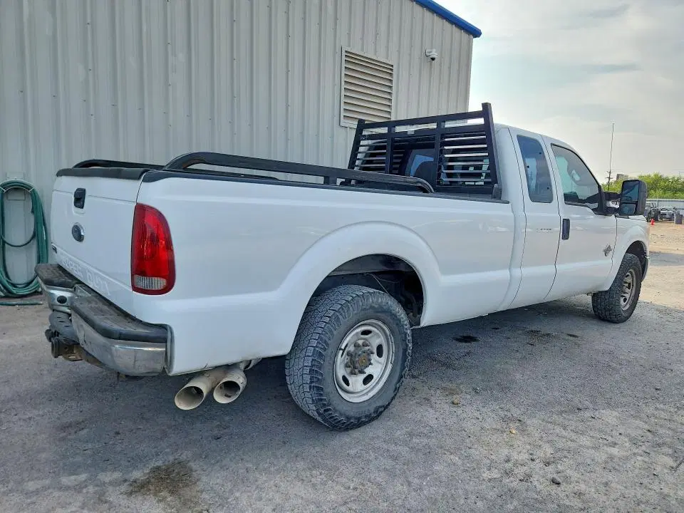 2014 FORD F250 VIN 1FT7X2AT3EEB45560 фото 3