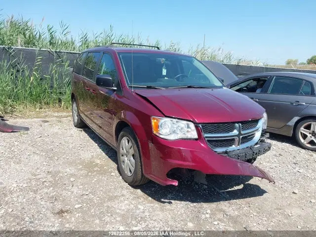 2C4RDGBG4HR871211 — 2017 Dodge Grand Caravan SE, Передняя часть (Front), фото до ремонта