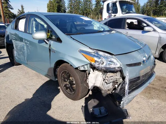 JTDKN3DU7E1774112 — 2014 Toyota Prius, Естественный износ (Normal Wear & Tear), фото до ремонта
