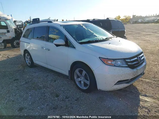 5FNRL5H62GB514206 — 2016 Honda Odyssey EX-L, Задняя часть (Rear), фото до ремонта
