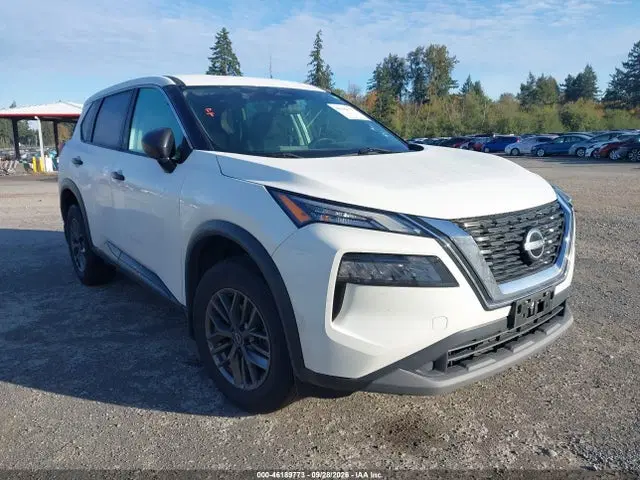 5N1BT3AB2PC788818 — 2023 Nissan Rogue S Intelligent AWD, Передняя часть слева (Left Front), фото до ремонта