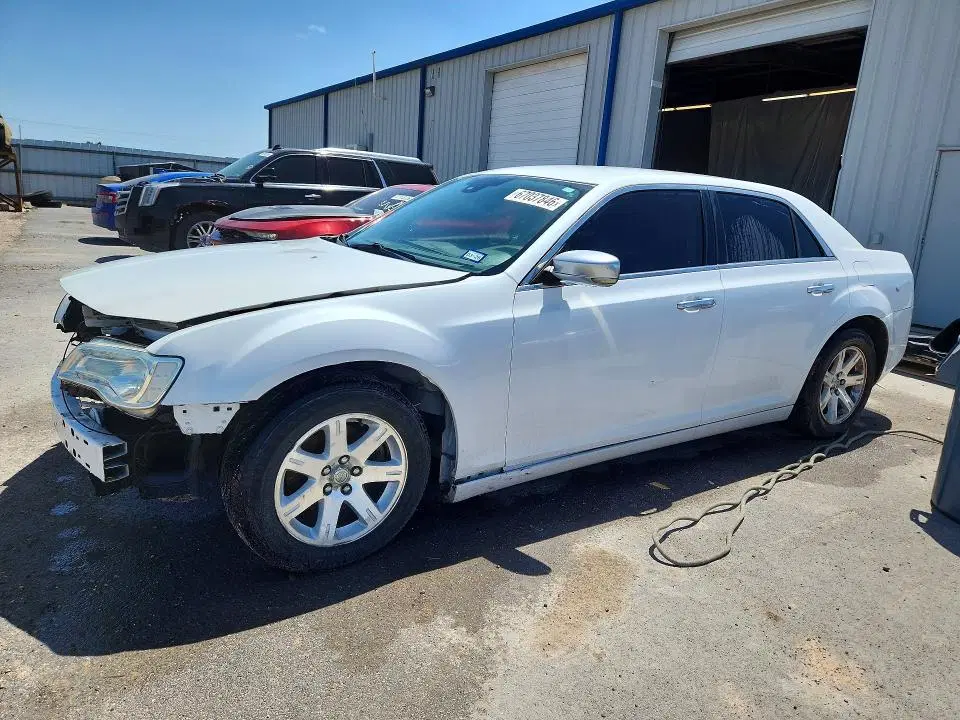 2C3CCACG1CH254050 — 2012 Chrysler 300, Подтопление (Water/Flood), фото до ремонта