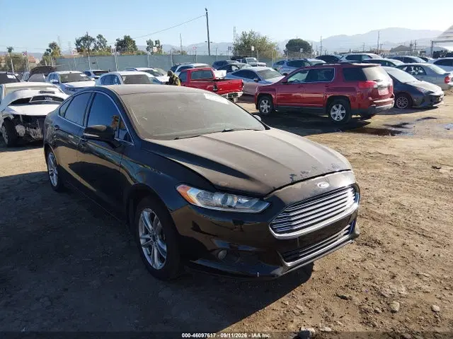 3FA6P0SU1GR157476 — 2016 Ford Fusion Energi Titanium, Не указано (Unknown), фото до ремонта