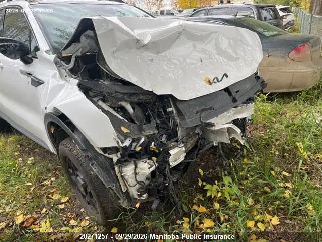 5XYRKDJF7SG380110 — 2025 Kia Sorento X-PRO Turbo, Передняя часть (Front), фото до ремонта