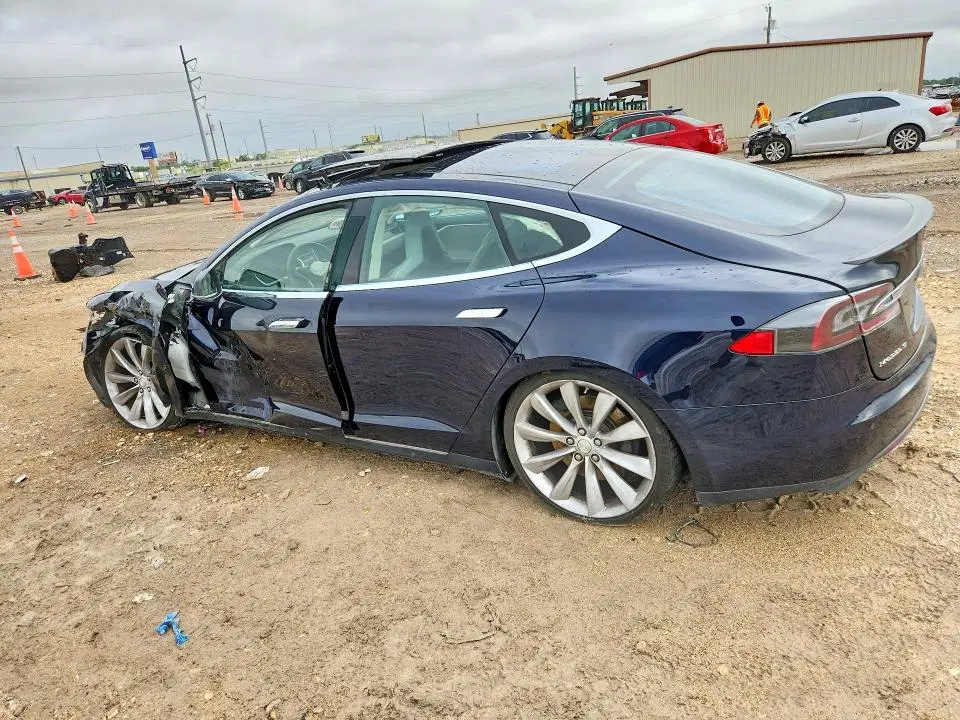 2013 TESLA MODEL S VIN 5YJSA1DP9DFP05938 фото 2