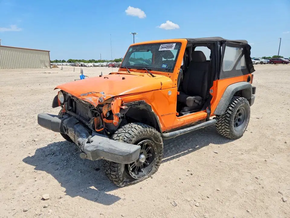 1C4AJWAG3CL201927 — 2012 Jeep Wrangler, Передняя часть (Front End), фото до ремонта