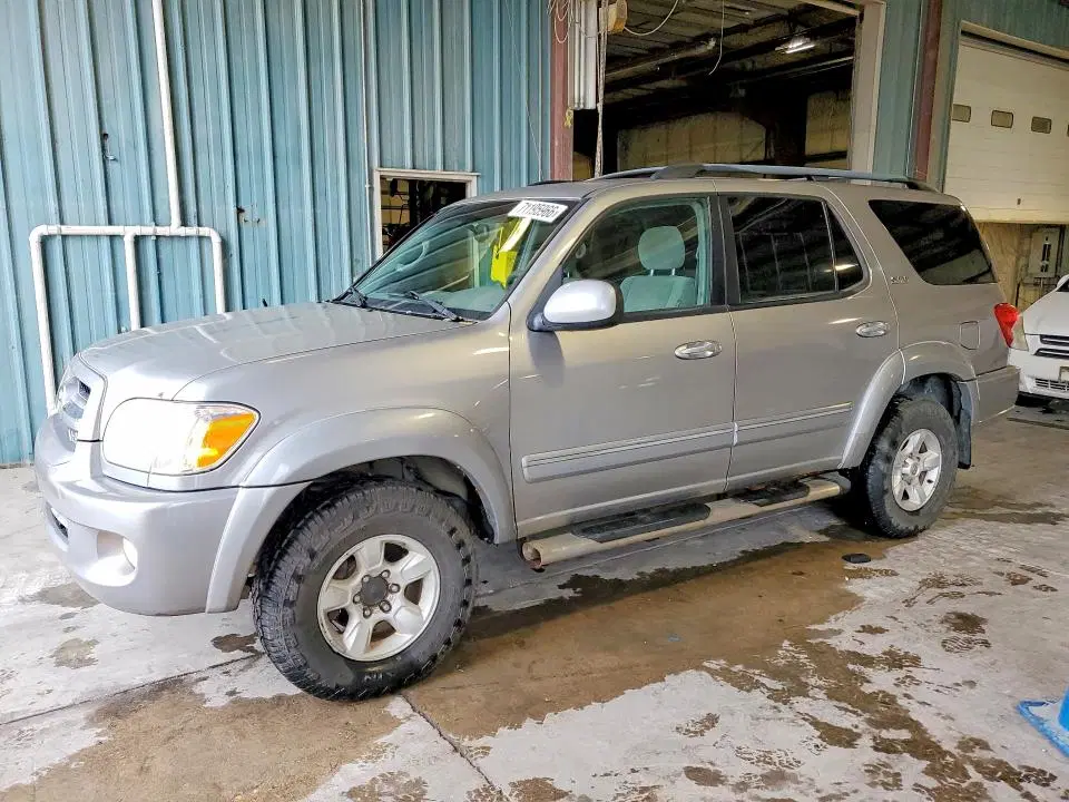 5TDBT44A65S241494 — 2005 Toyota Sequoia, Rear end (Rear End), before-repair photos