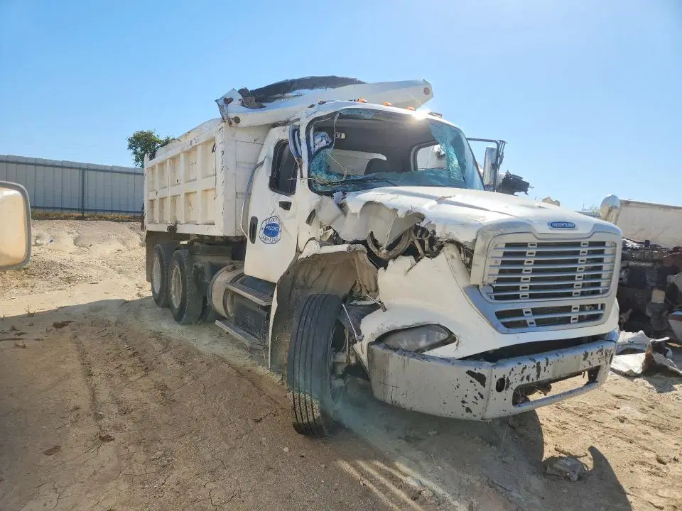 2015 FREIGHTLINER M2 VIN 1FVHC5DV7FHGS1105 фото 4
