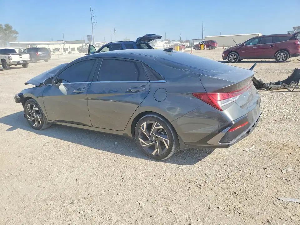 2024 HYUNDAI ELANTRA VIN KMHLS4DG1RU761188 фото 2