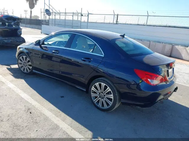 2018 Mercedes-Benz CLA 250 VIN WDDSJ4EB3JN526804 фото 3