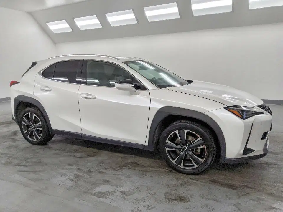 2022 LEXUS UX 200 VIN JTHX3JBH1N2046400 фото 4