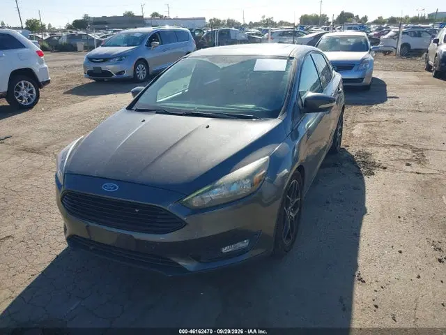 2016 Ford FOCUS SE VIN 1FADP3FE2GL257807 фото 2