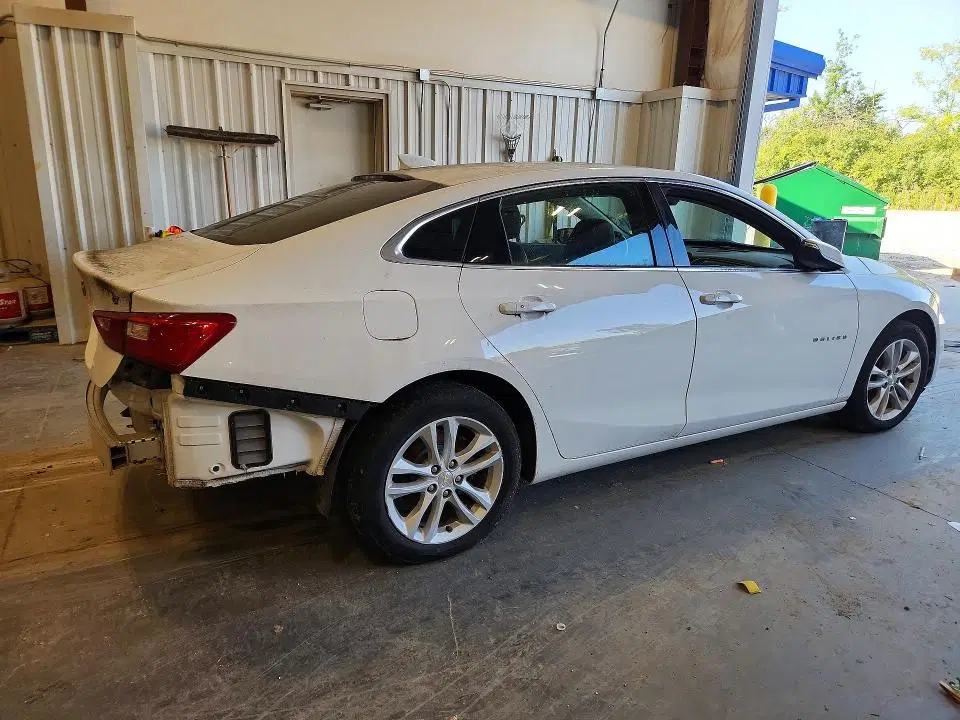 1G1ZE5ST2GF349996 — 2016 Chevrolet Malibu, Подтопление (Water/Flood), фото до ремонта