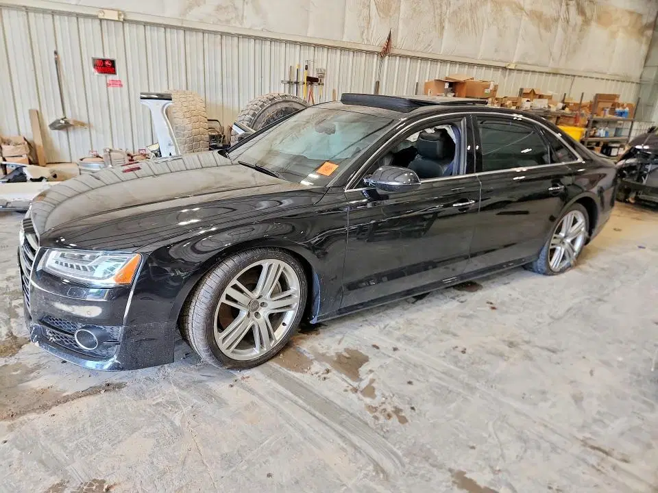 WAU43AFD3GN006085 — 2016 Audi A8, Боковая часть (Side), фото до ремонта
