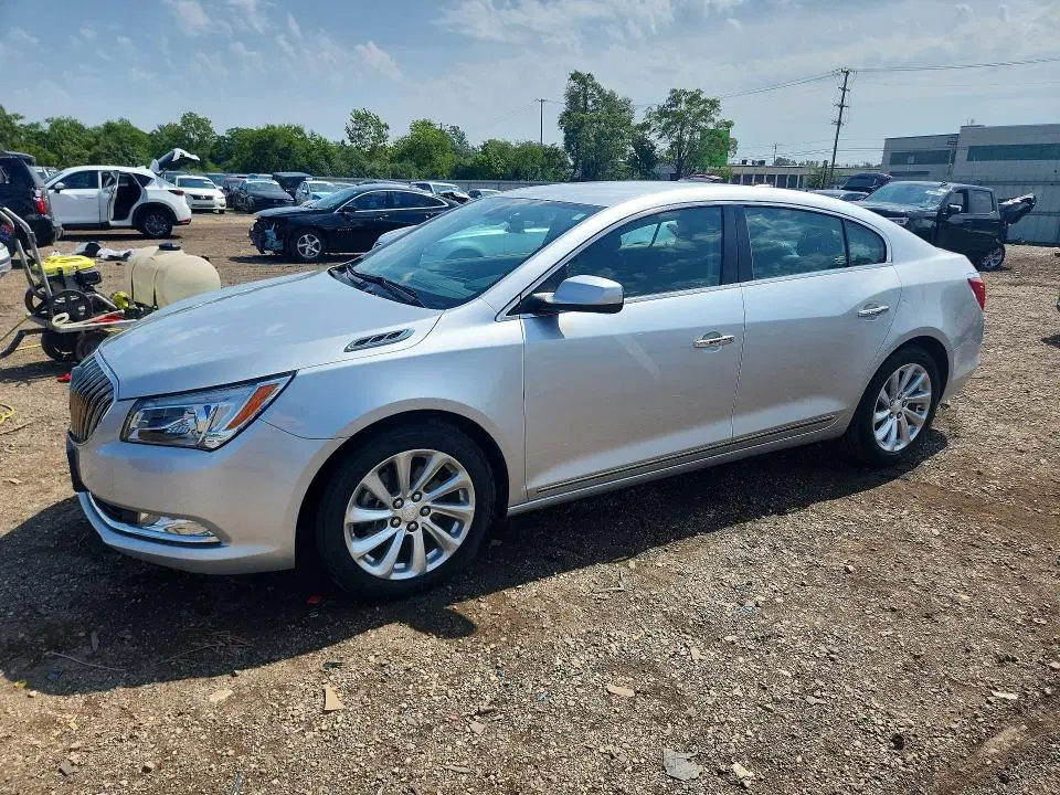 1G4GA5G38GF179268 — 2016 Buick LaCrosse, Град (Hail), фото до ремонта