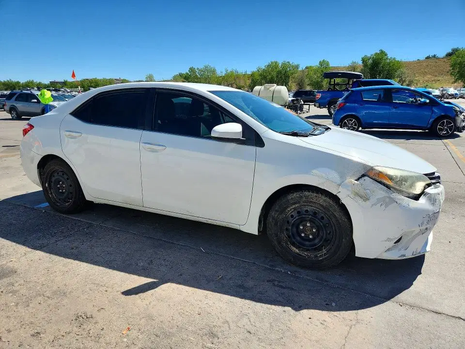 2016 TOYOTA COROLLA VIN 5YFBURHE5GP371821 фото 4