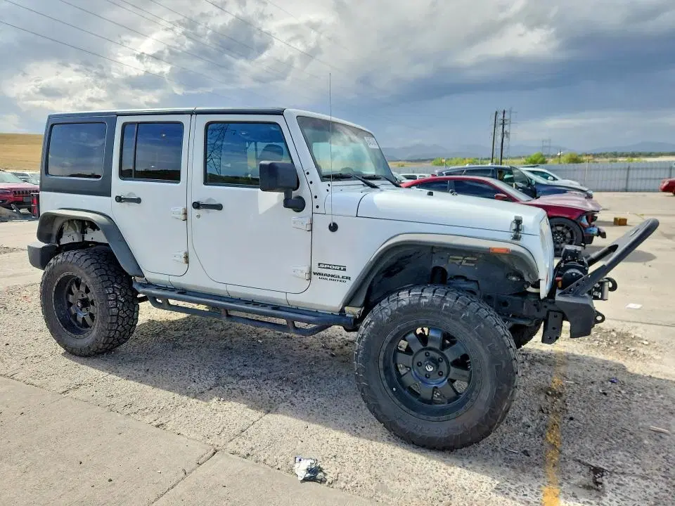 2012 JEEP WRANGLER UNLIMITED VIN 1C4BJWDG4CL282887 фото 4