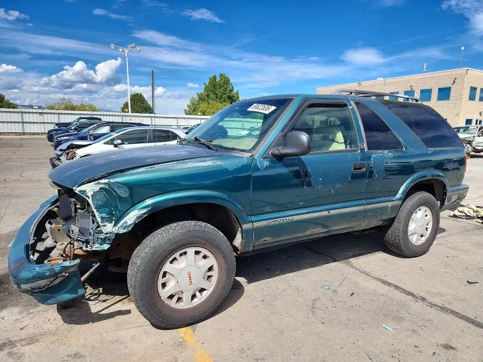 1GKCT18W2TK504582 — 1996 GMC Jimmy, Передняя часть (Front End), фото до ремонта